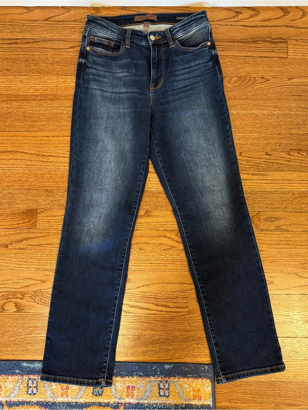 JUDY BLUE straight leg jeans